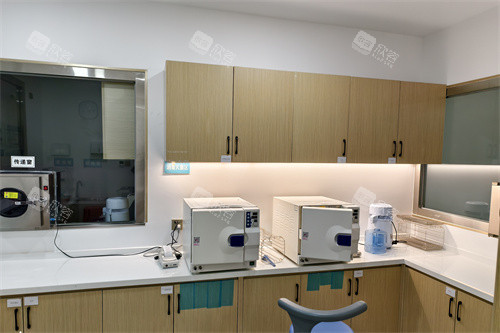 天津宝雅美口腔操作间 天津宝雅美口腔操作间