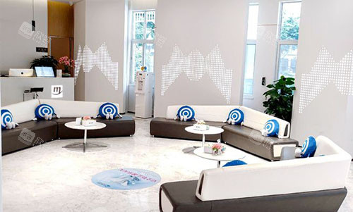 重庆美奥口腔大厅休息区