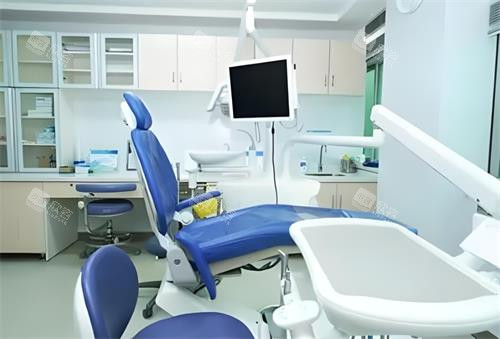 深圳博爱曙光口腔诊疗室