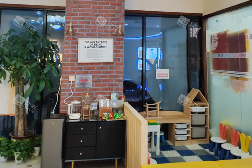 天津阳光树口腔（津南中心店）休闲区