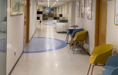 广州高尚医疗美容走廊休息区