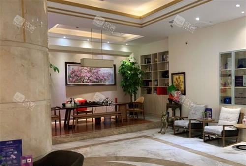 新疆黎美整形美容门诊大厅环境